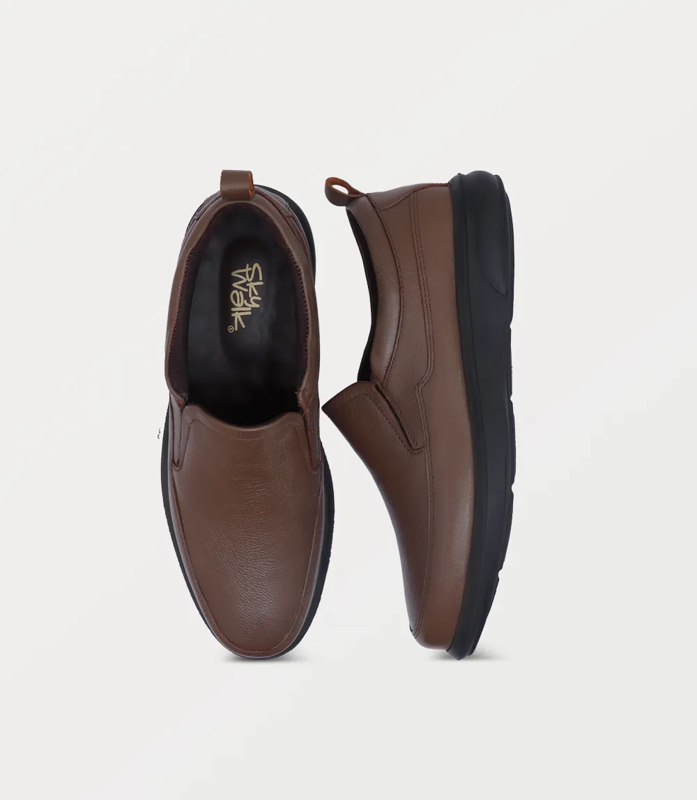 BM6771-BROWN-Men Slip on