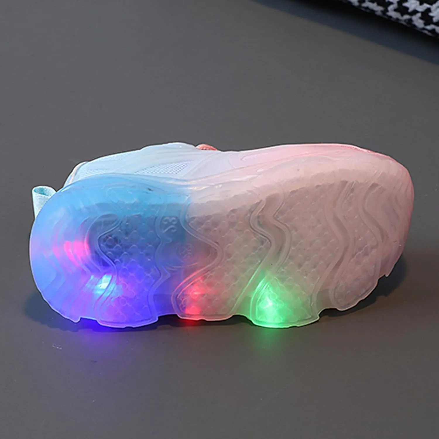 Cathalem Toddler Boys Girls Light Up Shoes Infant LED Lightweight Mesh Walking Shoes Children Fashion Kids Tennis Shoes