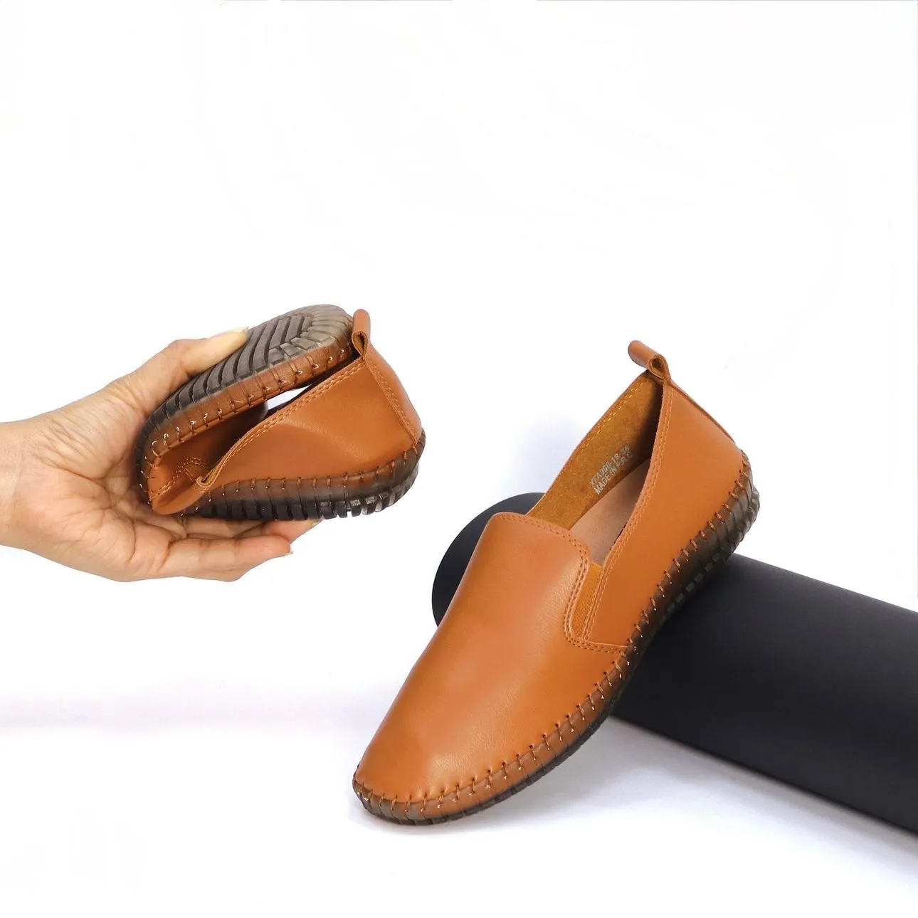 Simple Top-Sider Shoes.